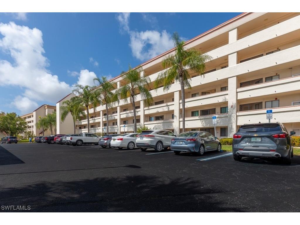 7410 Lake Breeze Drive #201 Fort Myers FL 33907 223081561 image1