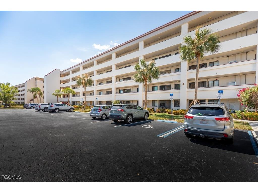 7410 Lake Breeze Drive #208 Fort Myers FL 33907 2025009797 image10