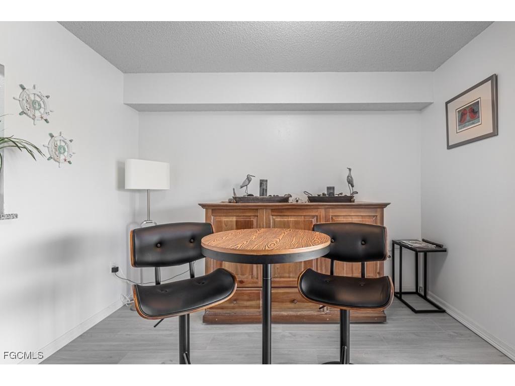 7410 Lake Breeze Drive #208 Fort Myers FL 33907 2025009797 image5