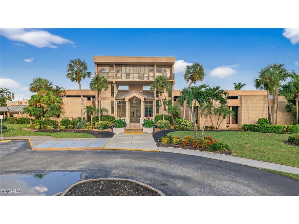 7410 Lake Breeze Drive #307 Fort Myers FL 33907 2025014890 image2