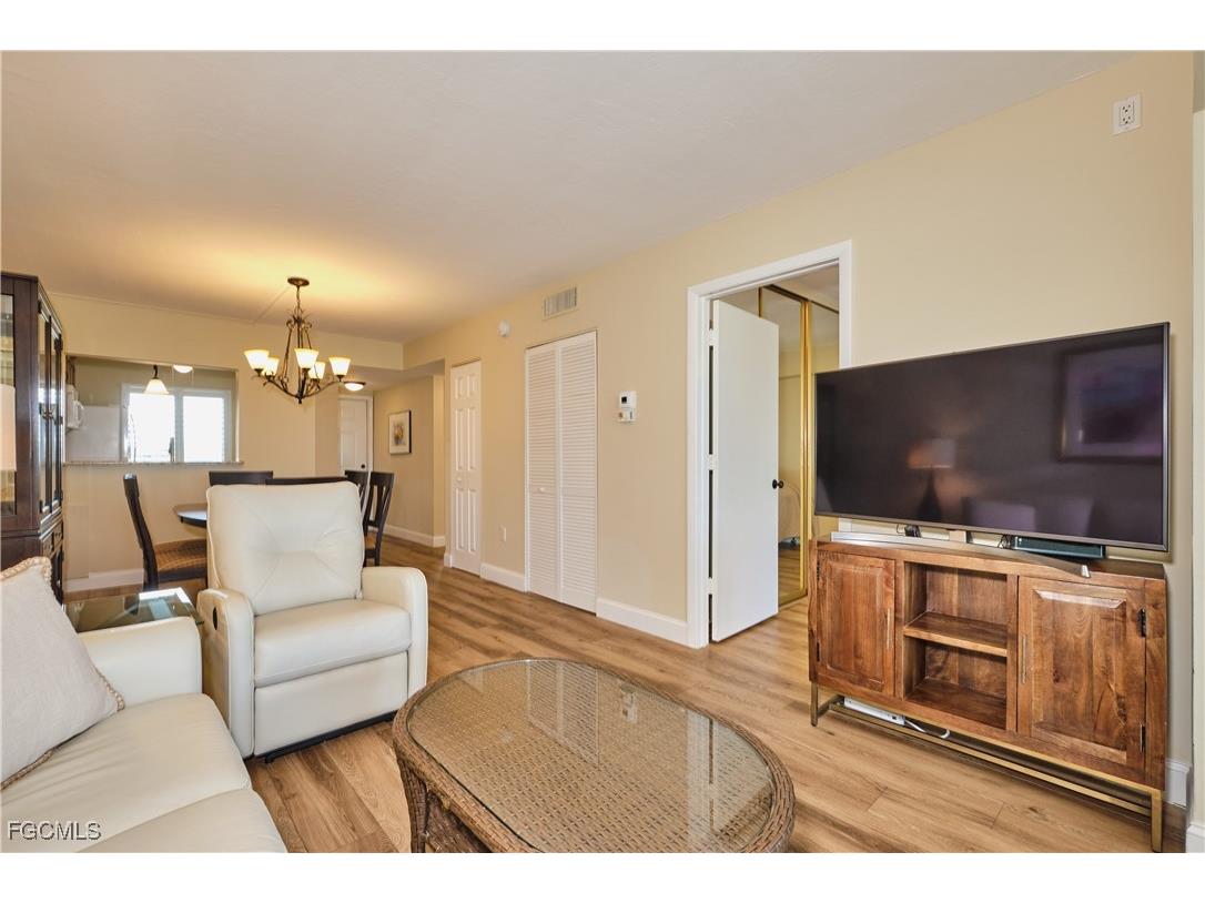 7410 Lake Breeze Drive #402 Fort Myers FL 33907 2025017514 image16