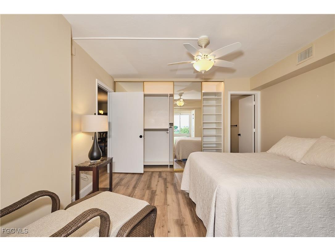 7410 Lake Breeze Drive #402 Fort Myers FL 33907 2025017514 image21
