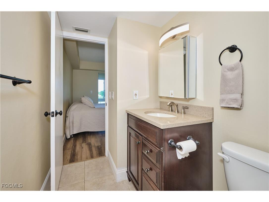7410 Lake Breeze Drive #402 Fort Myers FL 33907 2025017514 image26