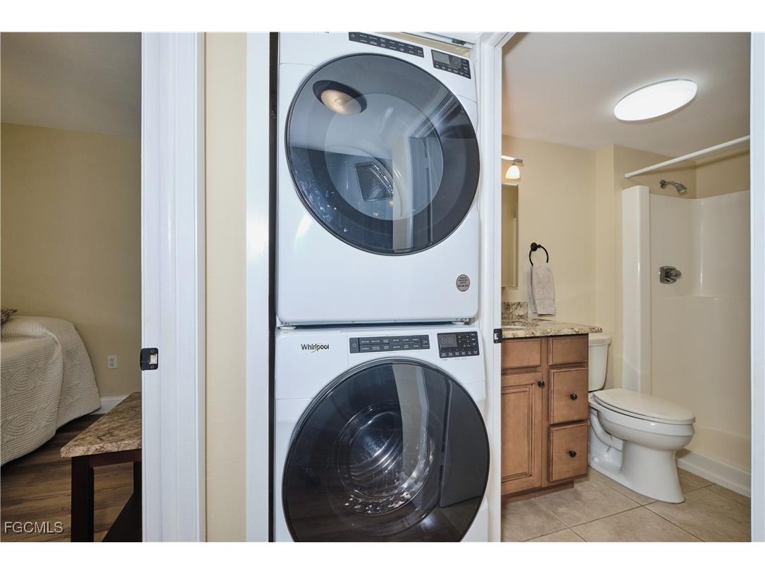 7410 Lake Breeze Drive #402 Fort Myers FL 33907 2025017514 image27