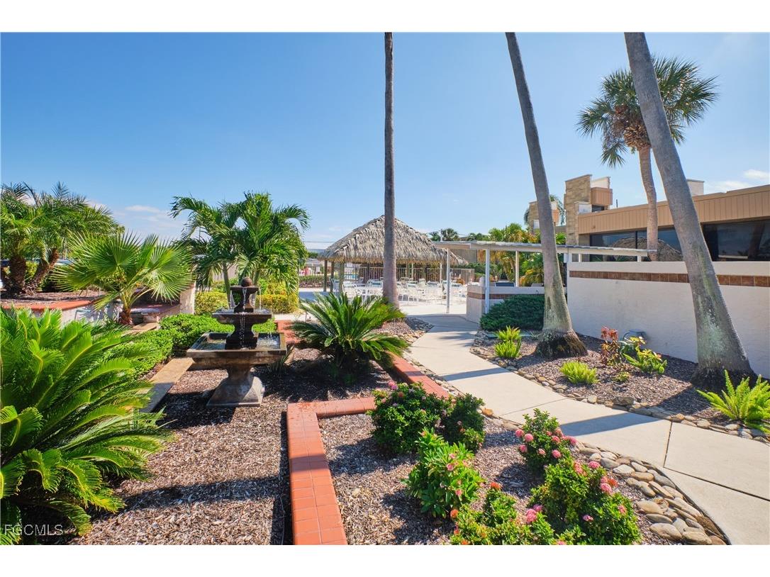 7410 Lake Breeze Drive #402 Fort Myers FL 33907 2025017514 image35