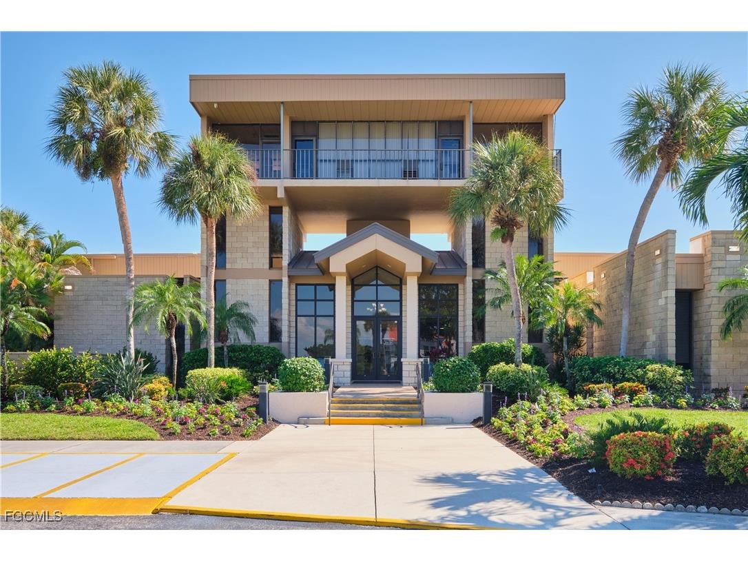 7410 Lake Breeze Drive #402 Fort Myers FL 33907 2025017514 image40