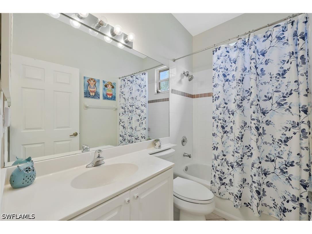 7416 Berkshire Pines Drive Naples FL 34104 226020528 image12