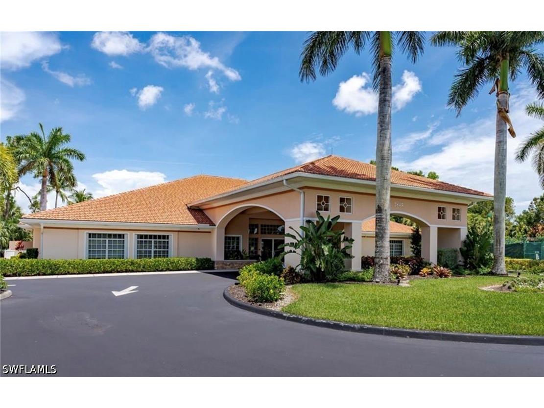 7416 Berkshire Pines Drive Naples FL 34104 226020528 image18