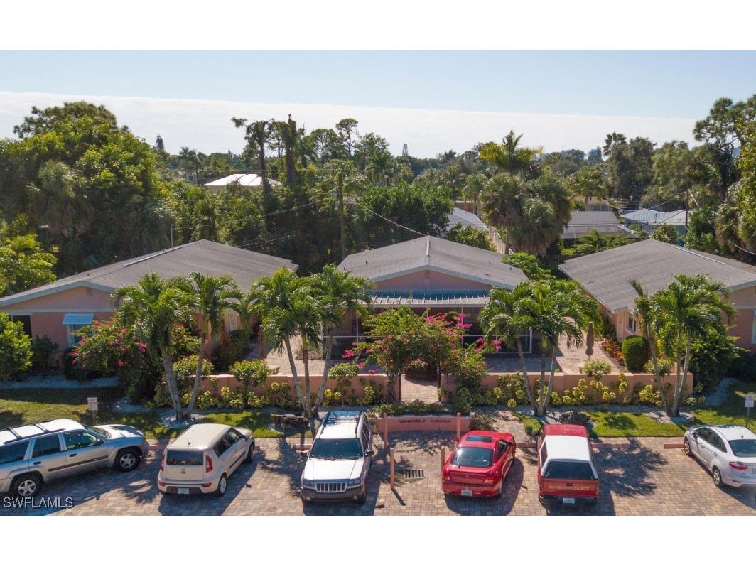 742 109th Avenue N Naples FL 34108 225083894 image11