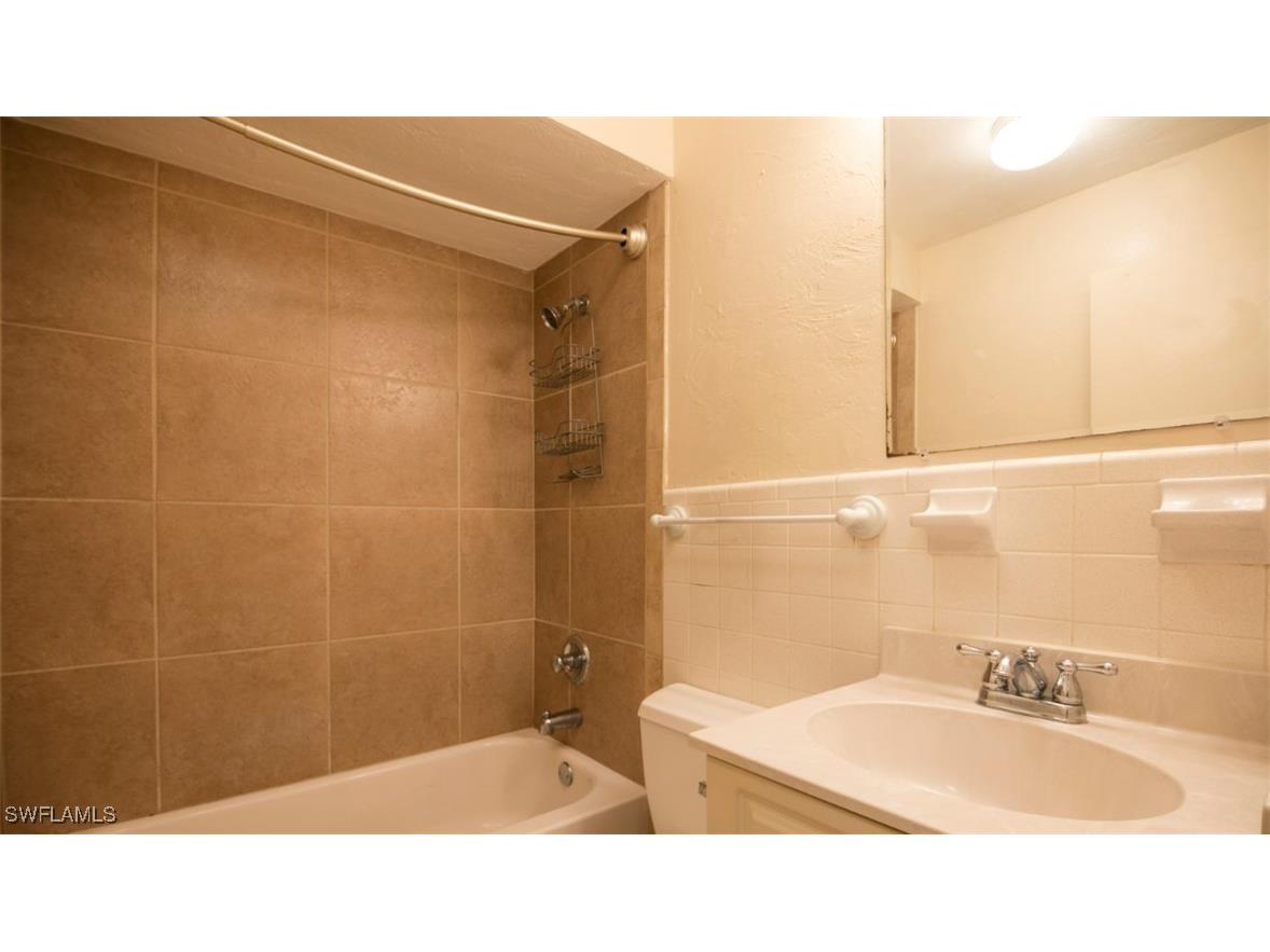 742 109th Avenue N Naples FL 34108 225083894 image4