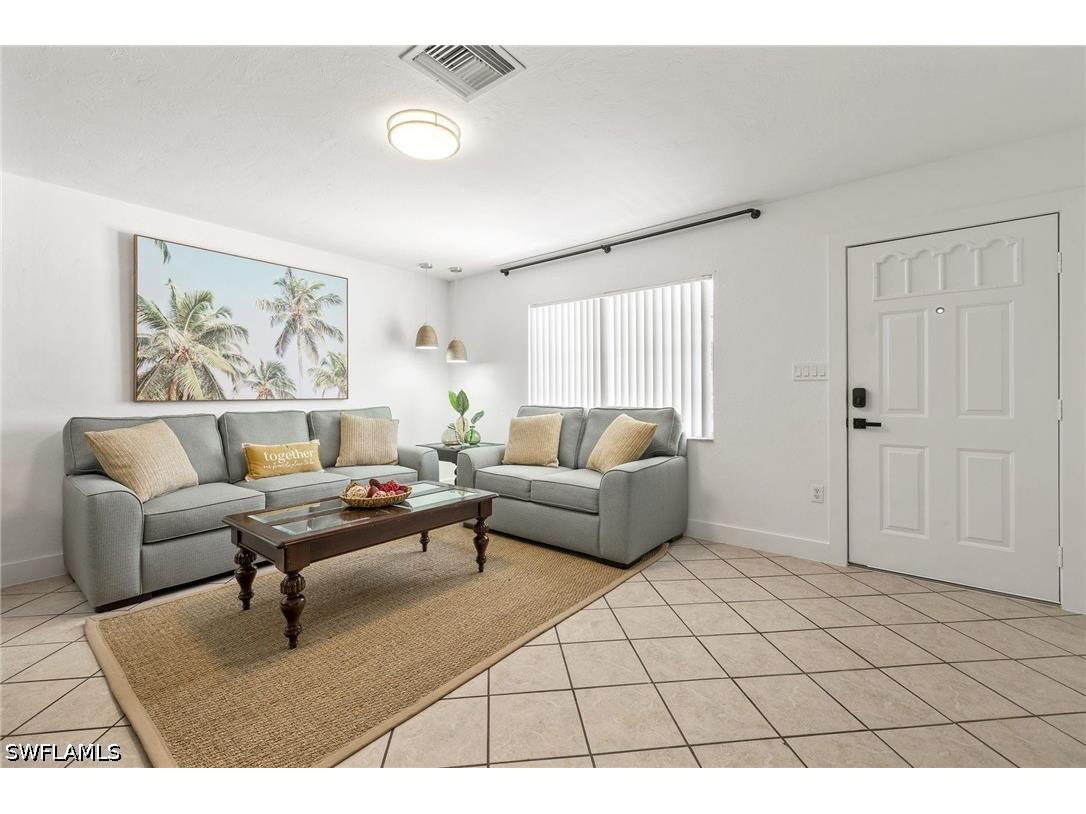 742 111th Avenue N Naples FL 34108 226017461 image3