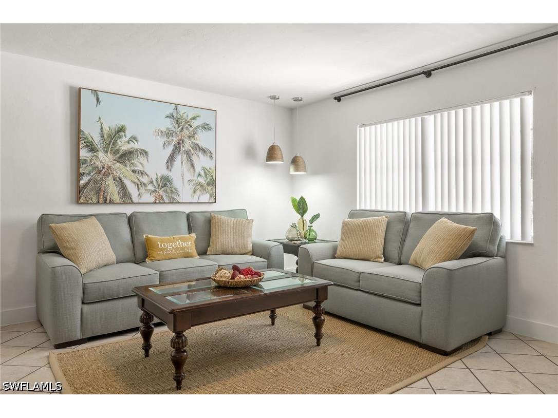 742 111th Avenue N Naples FL 34108 226017461 image4