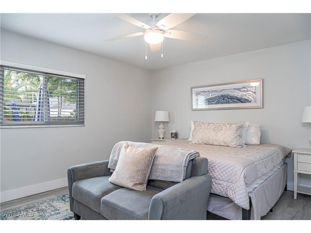 742 99th Avenue N Naples FL 34108 225053376 image16