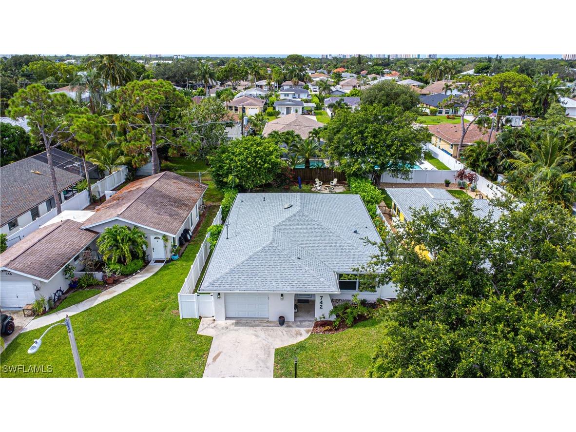 742 99th Avenue N Naples FL 34108 225053376 image23
