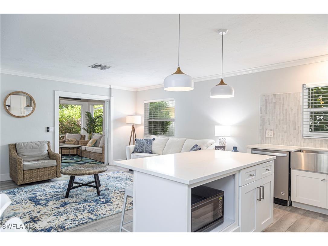 742 99th Avenue N Naples FL 34108 225053376 image3