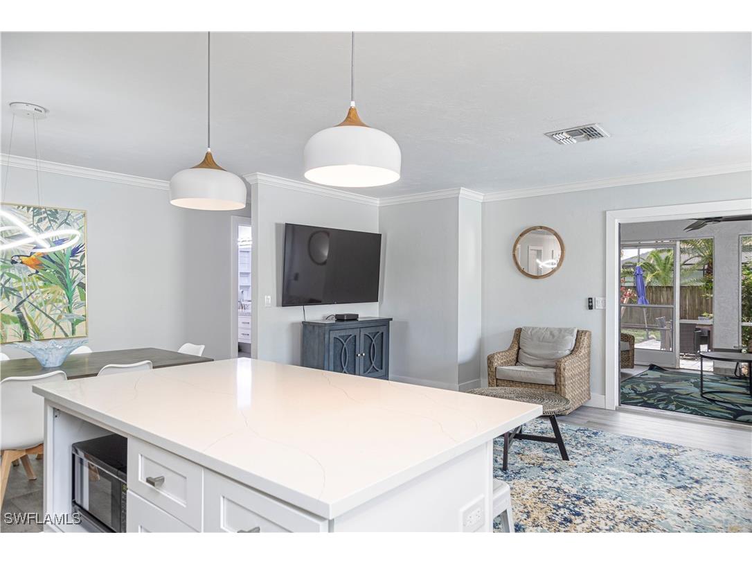 742 99th Avenue N Naples FL 34108 225053376 image6