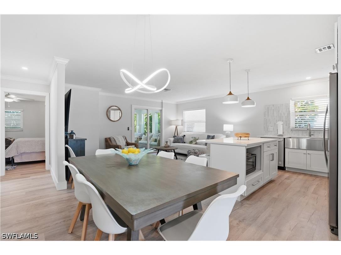 742 99th Avenue N Naples FL 34108 226017624 image3