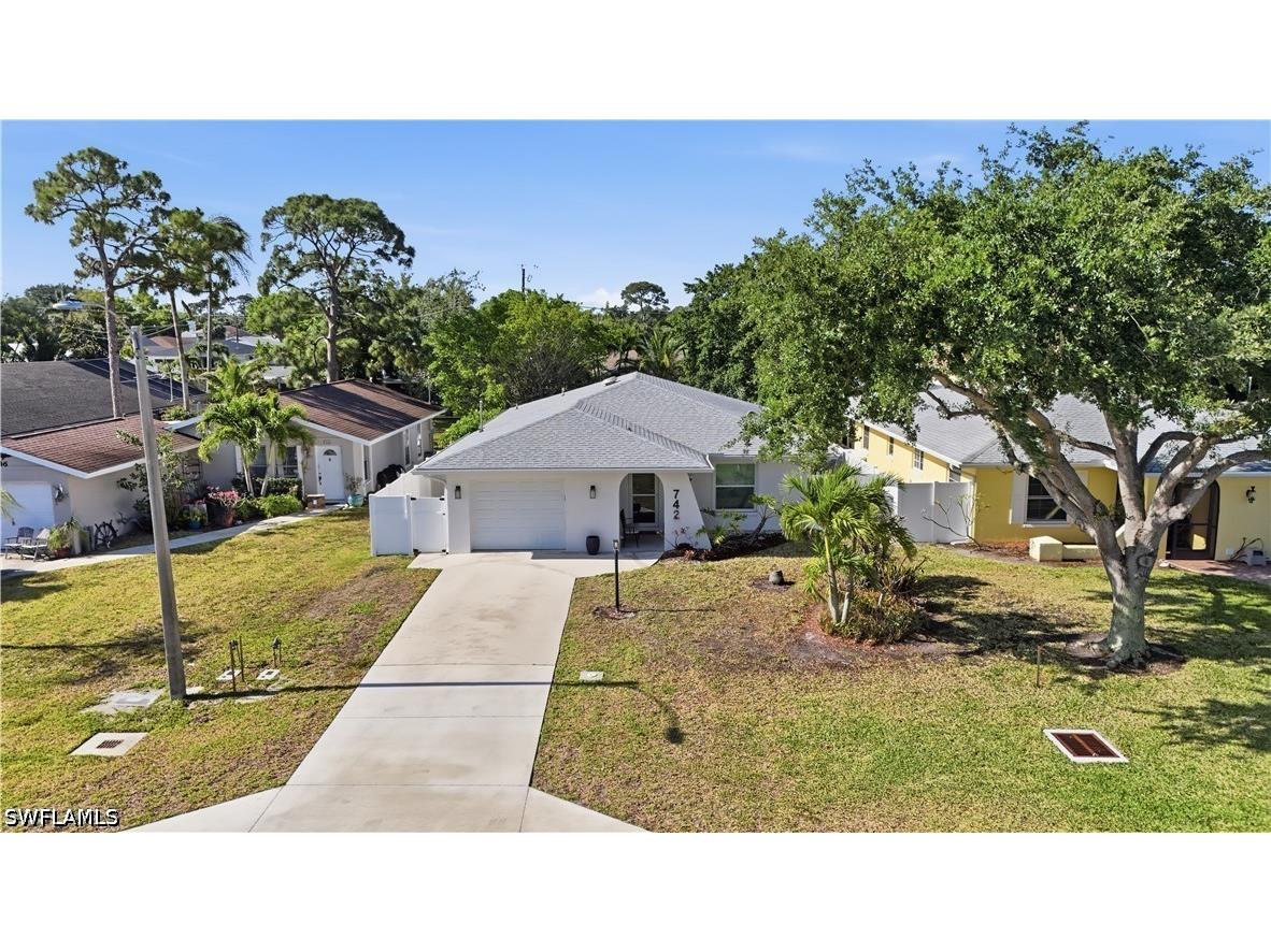 742 99th Avenue N Naples FL 34108 226017624 image34