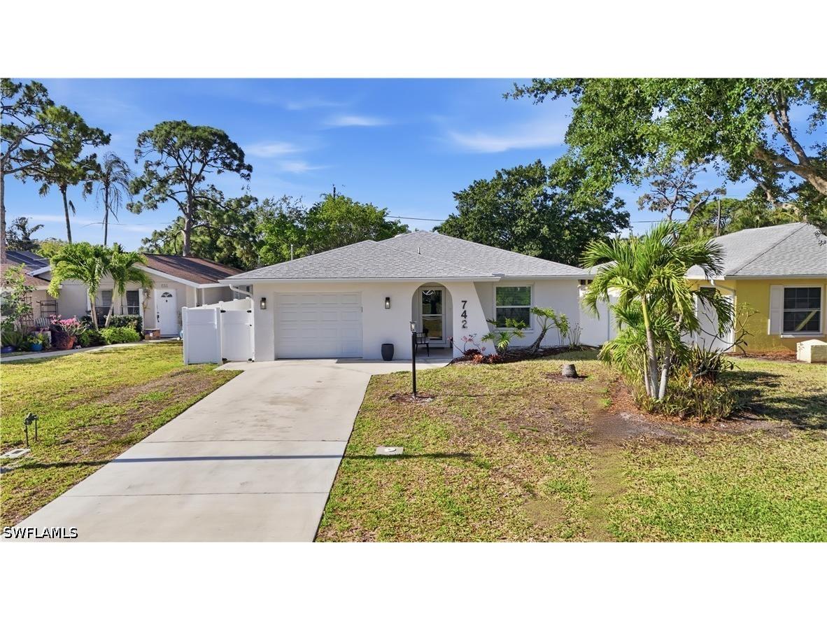 742 99th Avenue N Naples FL 34108 226017624 image39
