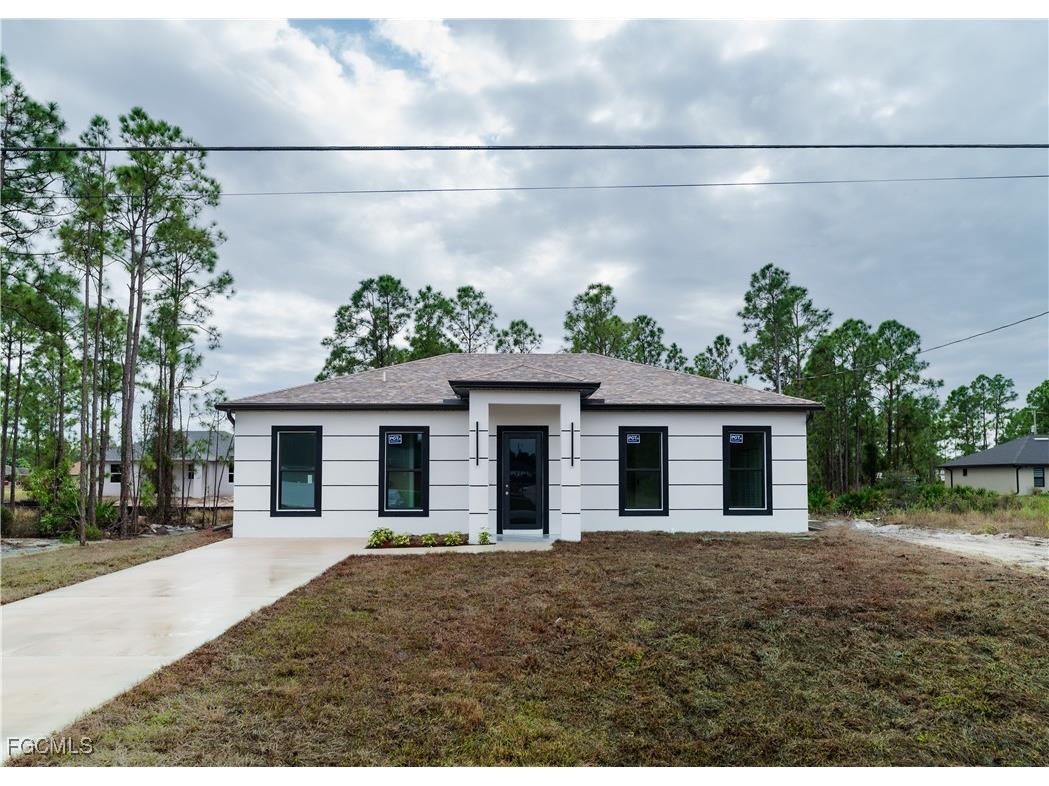 742 Jaguar Boulevard Lehigh Acres FL 33974 2026005285 image1