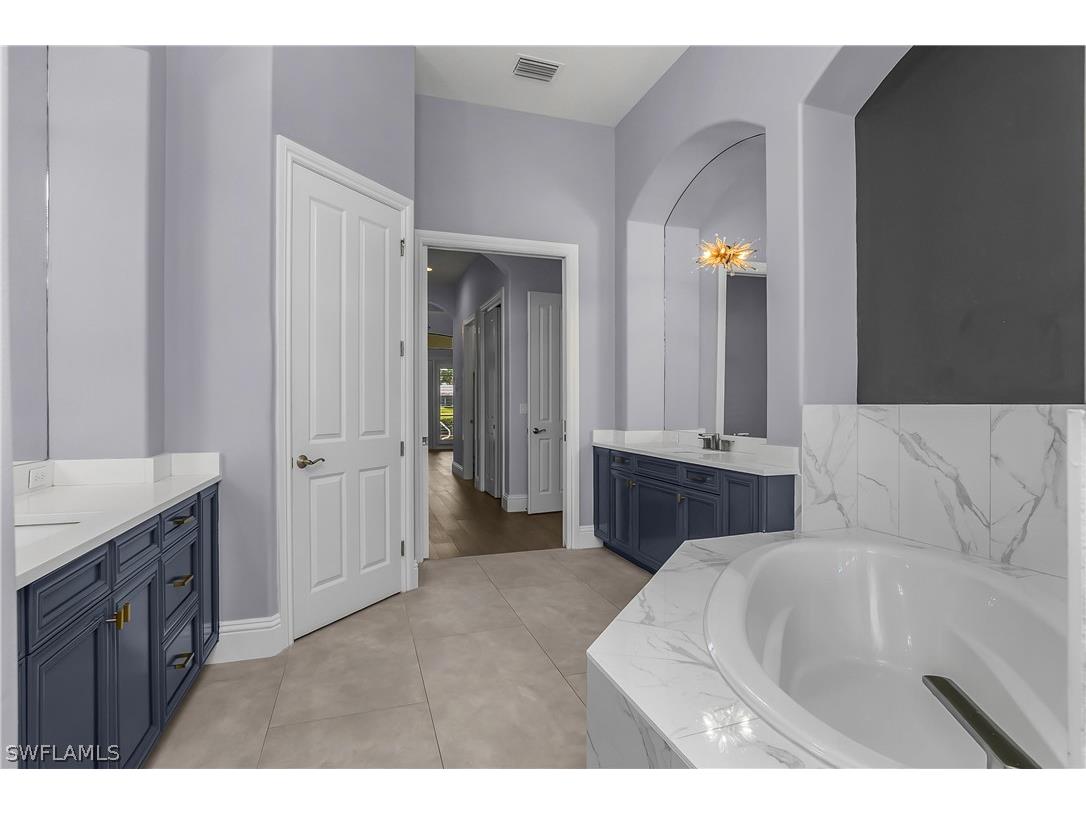 7420 Byrons Way Naples FL 34113 226008359 image30