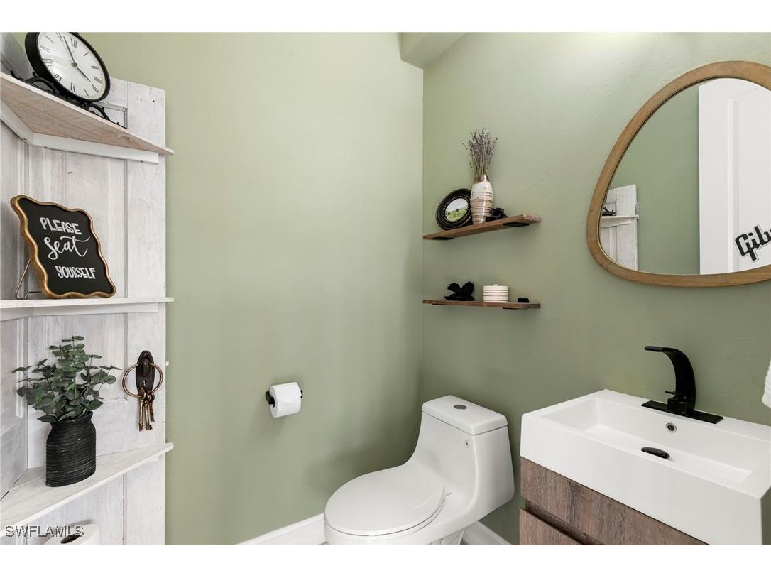 7421 Rockefeller Drive Naples FL 34119 225079120 image24