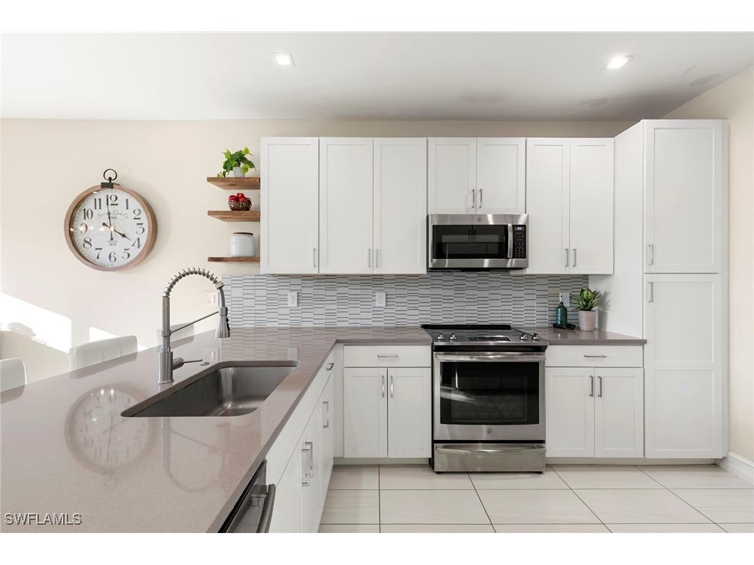 7421 Rockefeller Drive Naples FL 34119 225079120 image8