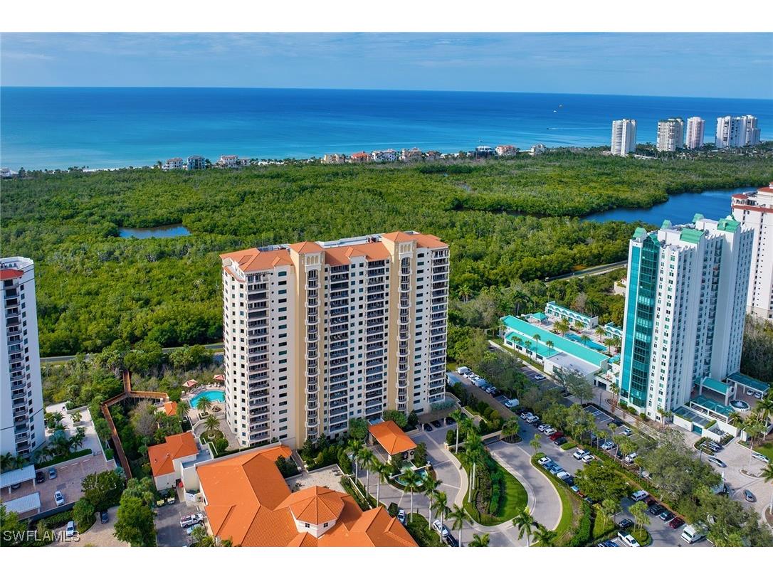 7425 Pelican Bay Boulevard #206 Naples FL 34108 223091742 image1