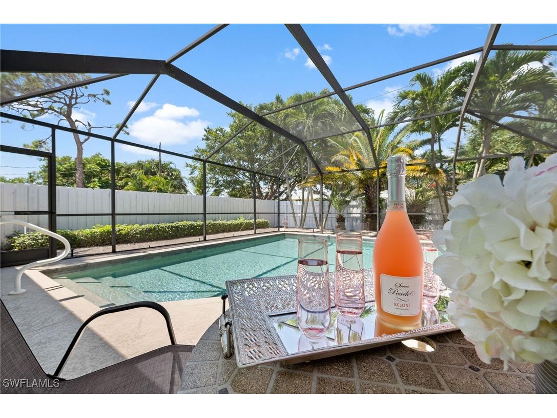 743 98th Avenue N Naples FL 34108 225078603 image2