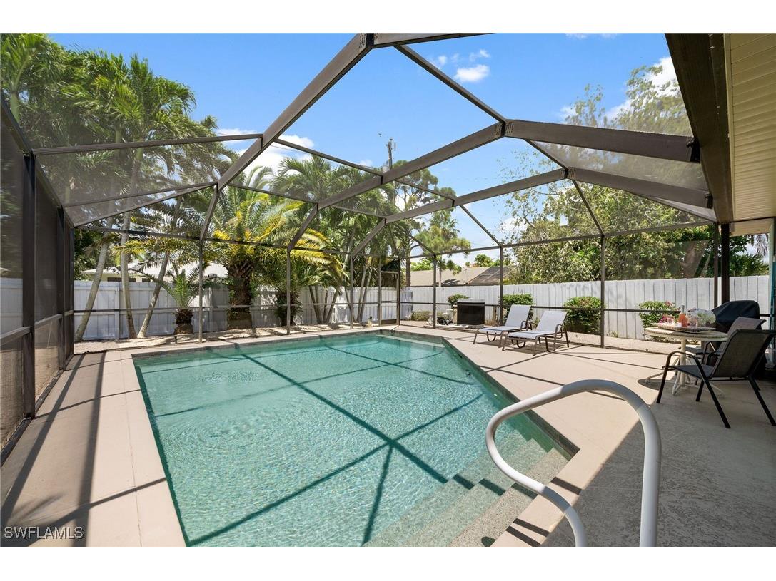 743 98th Avenue N Naples FL 34108 225078603 image3