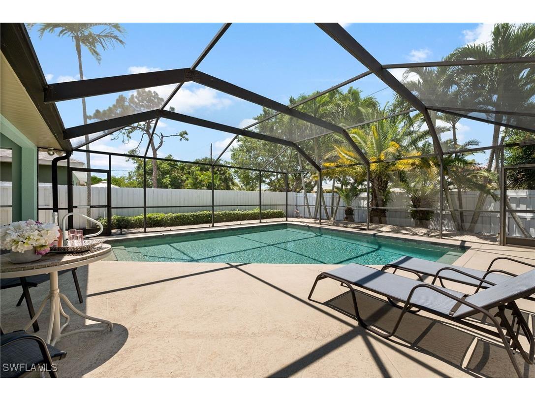 743 98th Avenue N Naples FL 34108 225078603 image4