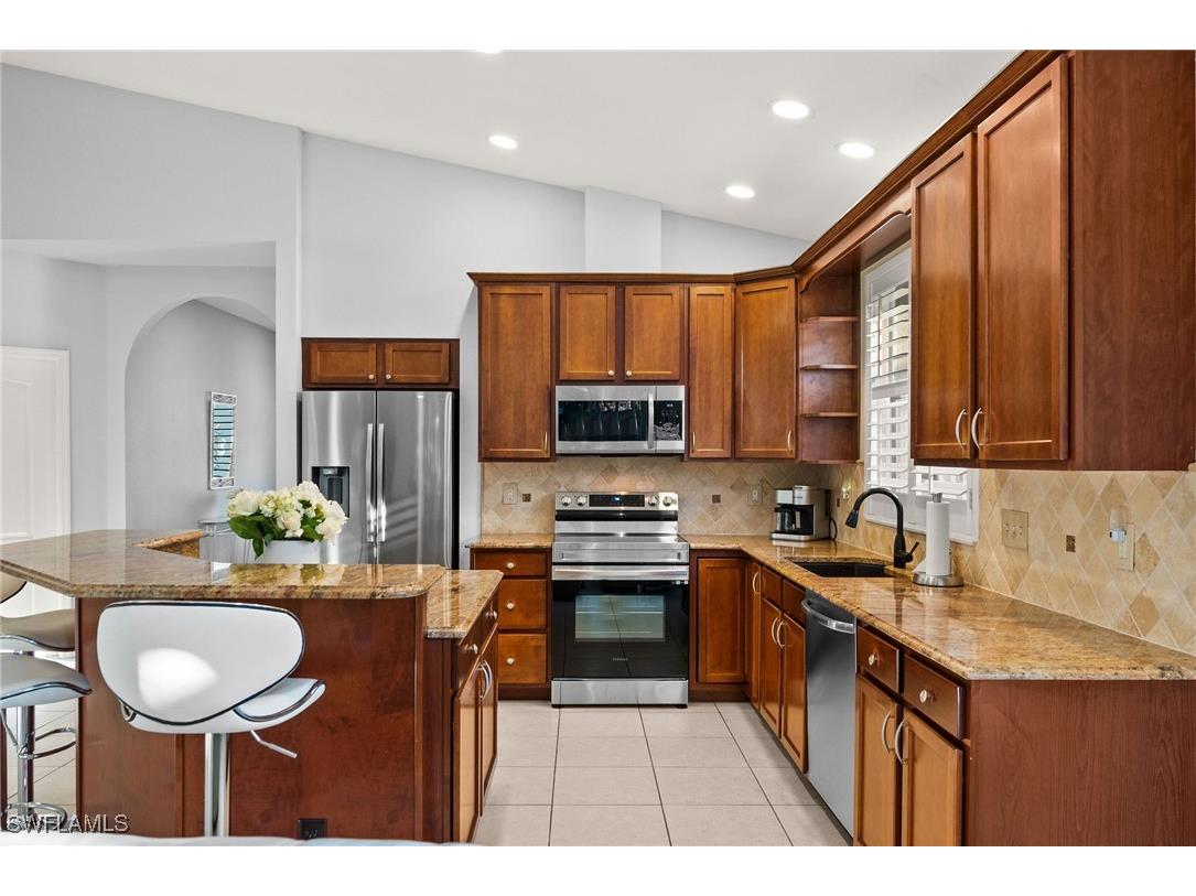 743 98th Avenue N Naples FL 34108 225078603 image7