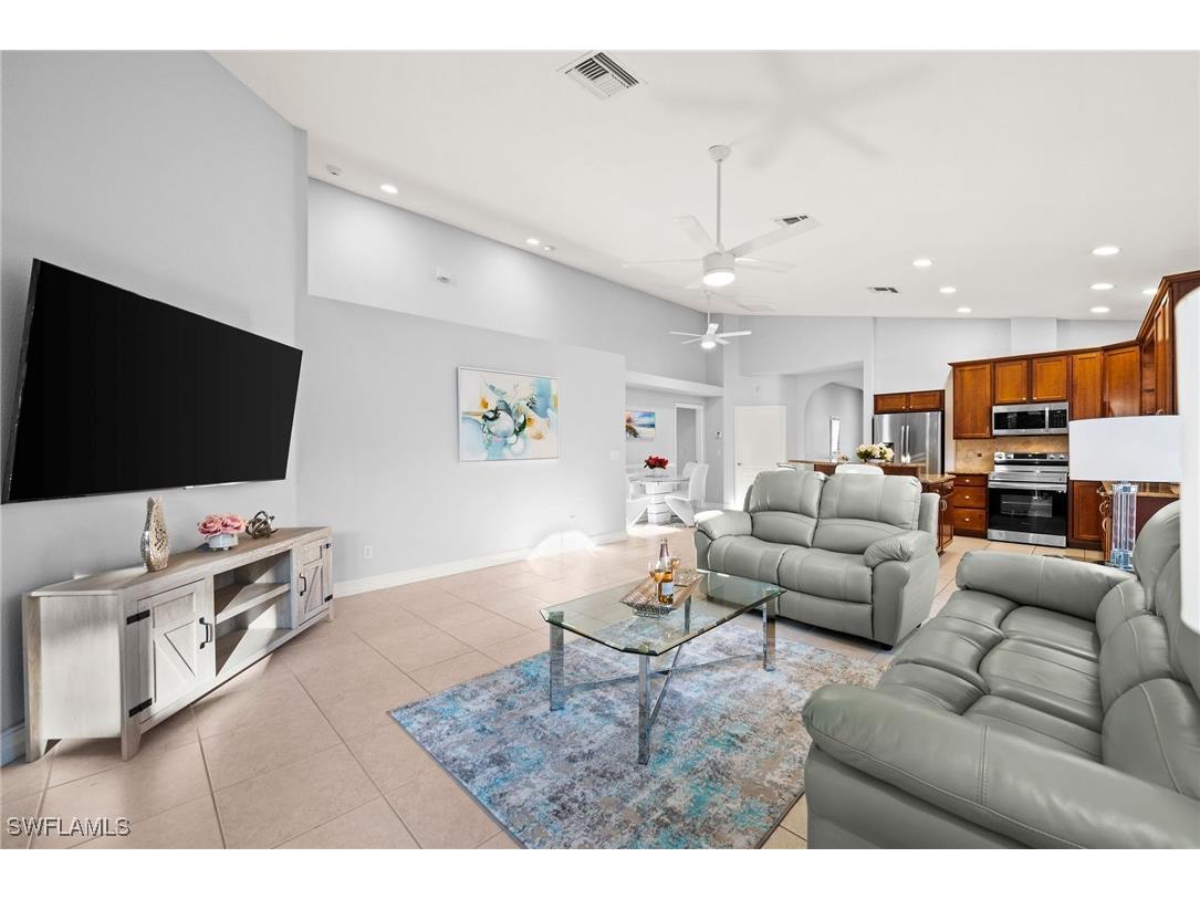 743 98th Avenue N Naples FL 34108 225078603 image9