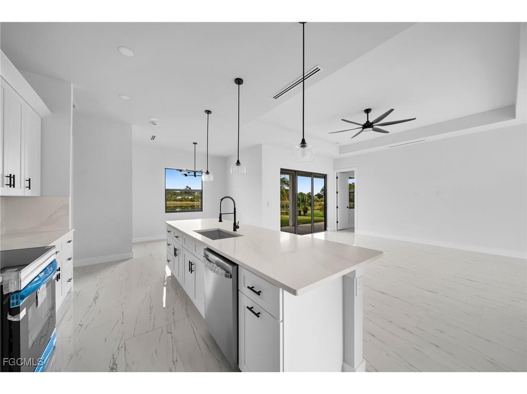 743 Chestnut Street E Lehigh Acres FL 33974 2025021143 image11