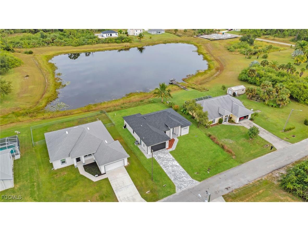 743 Chestnut Street E Lehigh Acres FL 33974 2025021143 image3