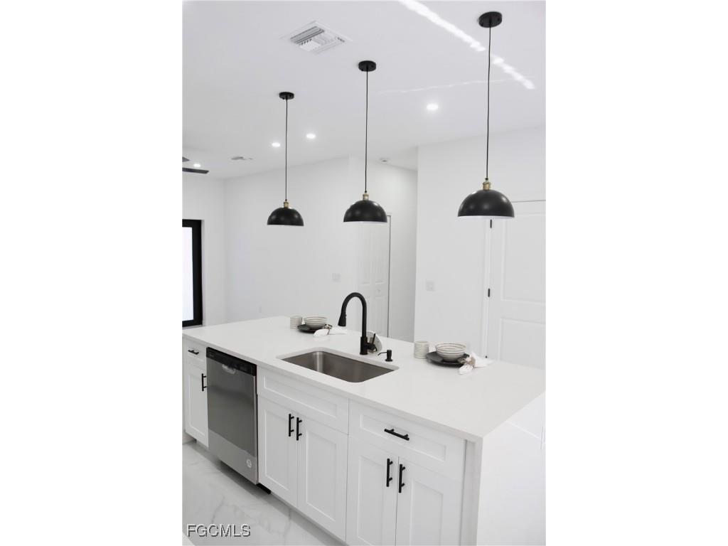 743 Roma Avenue S Lehigh Acres FL 33974 2025020165 image10