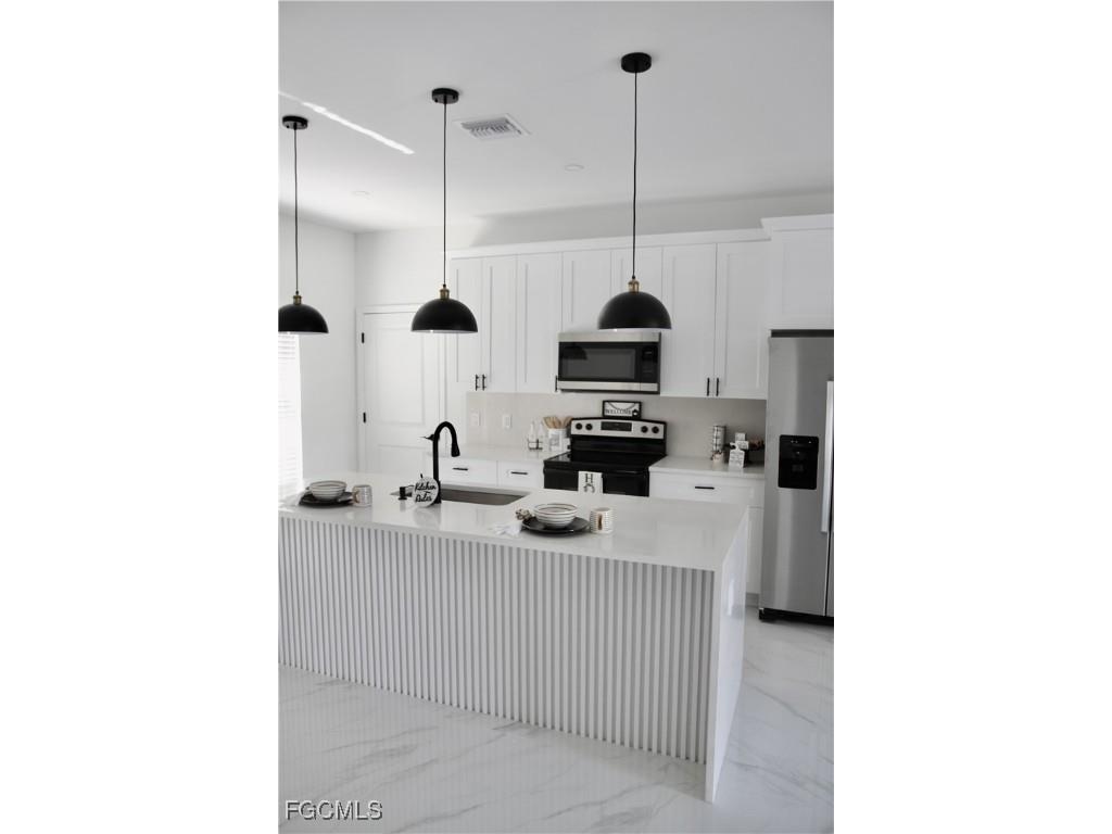 743 Roma Avenue S Lehigh Acres FL 33974 2025020165 image12