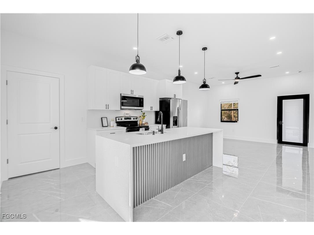 743 Roma Avenue S Lehigh Acres FL 33974 2025020165 image17