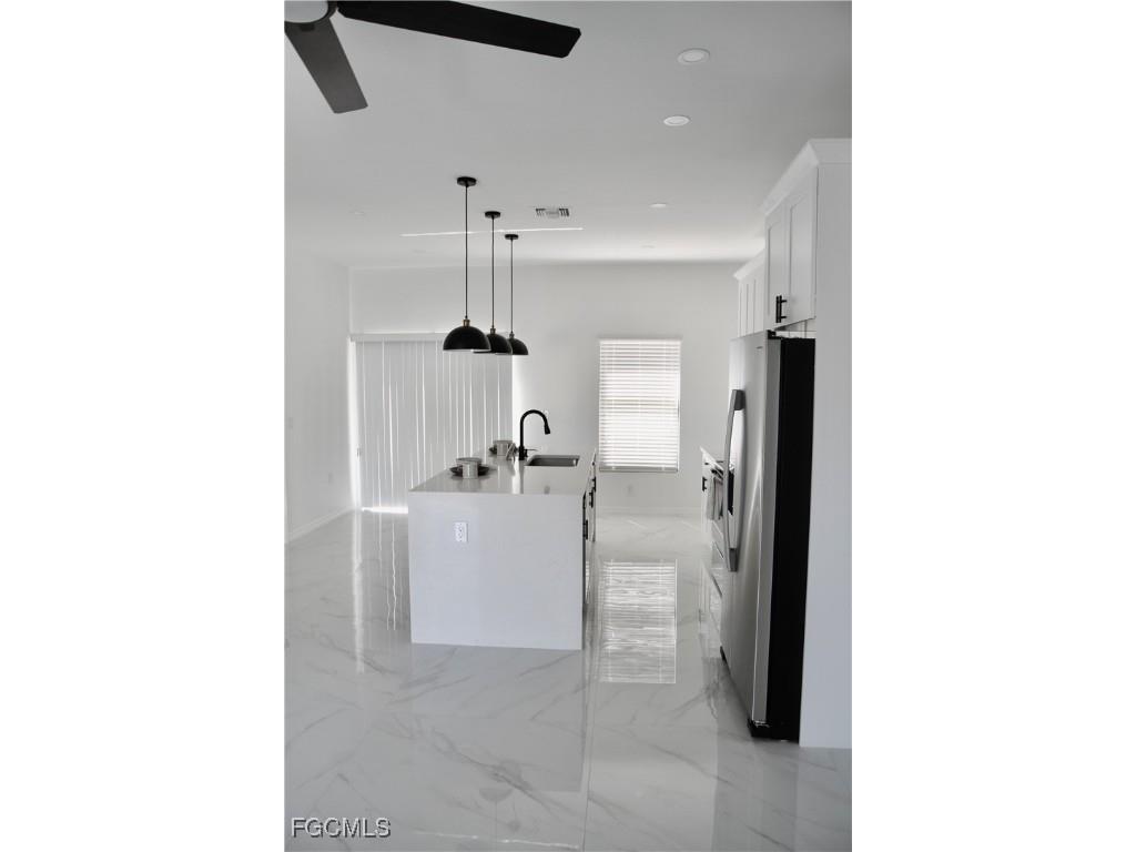 743 Roma Avenue S Lehigh Acres FL 33974 2025020165 image4