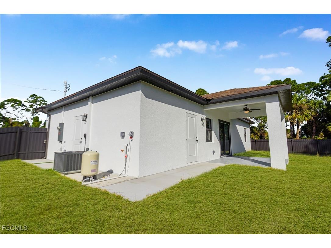 743 Roma Avenue S Lehigh Acres FL 33974 2025020165 image41