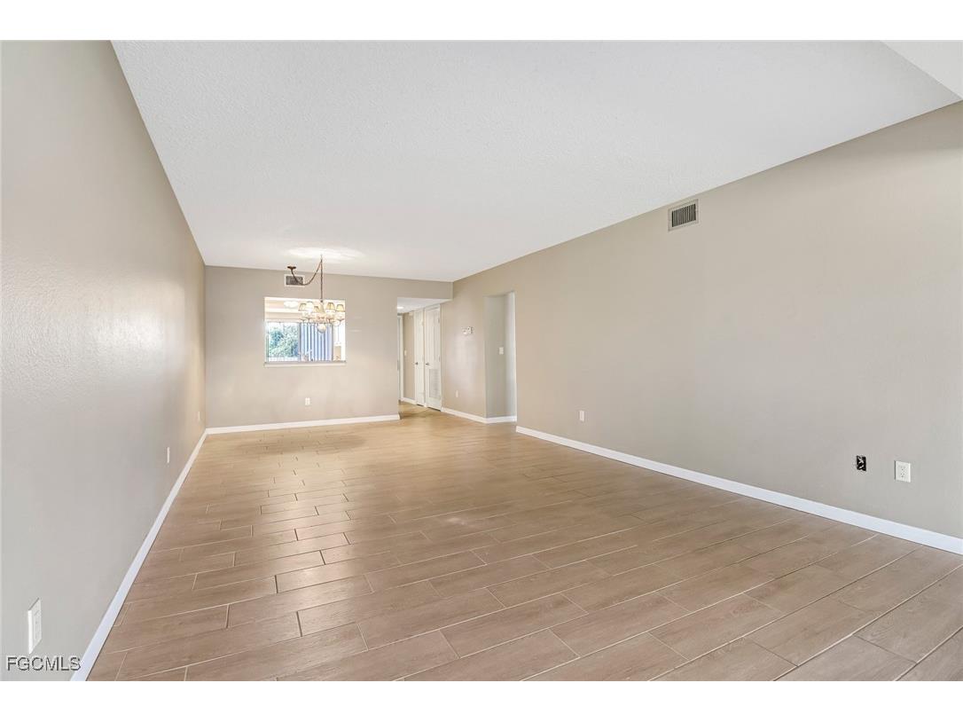 7430 Lake Breeze Drive #206 Fort Myers FL 33907 2025003862 image11