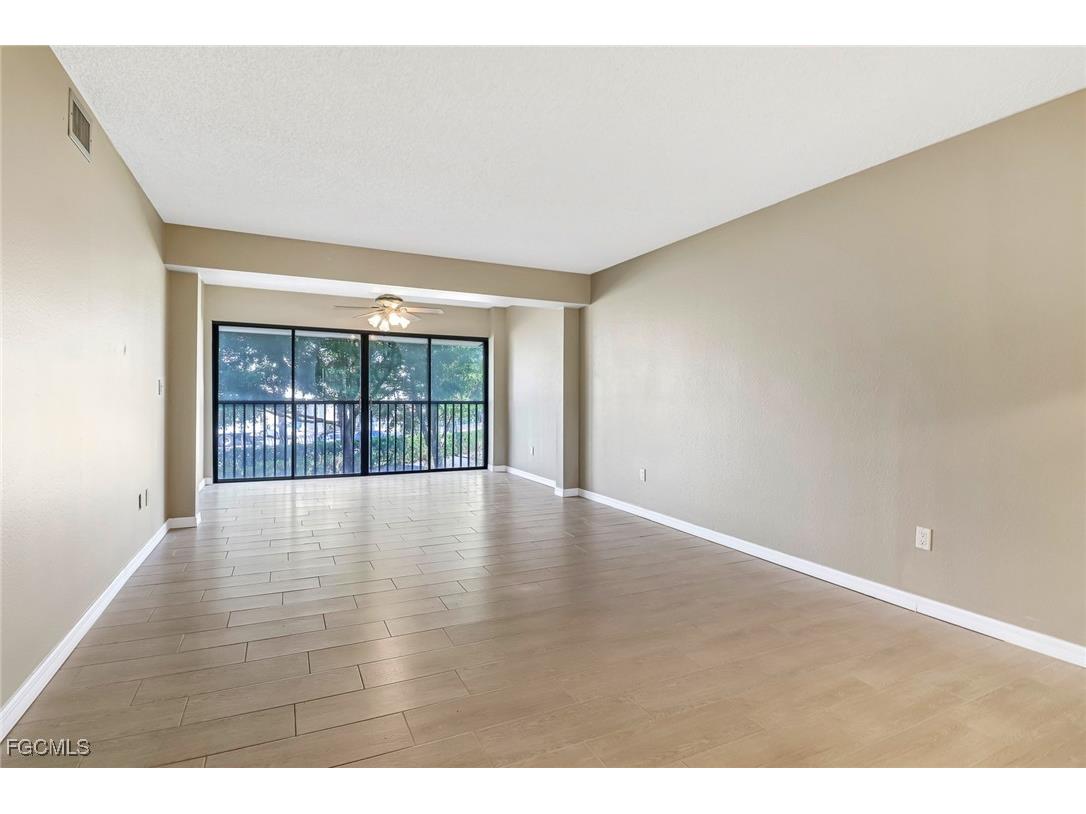 7430 Lake Breeze Drive #206 Fort Myers FL 33907 2025003862 image8
