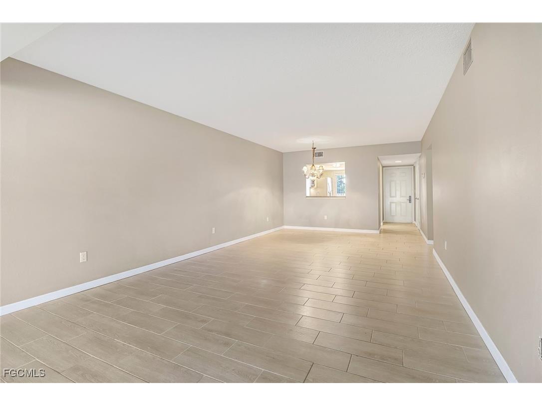7430 Lake Breeze Drive #206 Fort Myers FL 33907 2025015786 image10