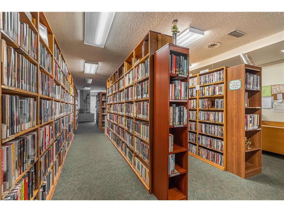 7430 Lake Breeze Drive #402 Fort Myers FL 33907 2025023737 image37