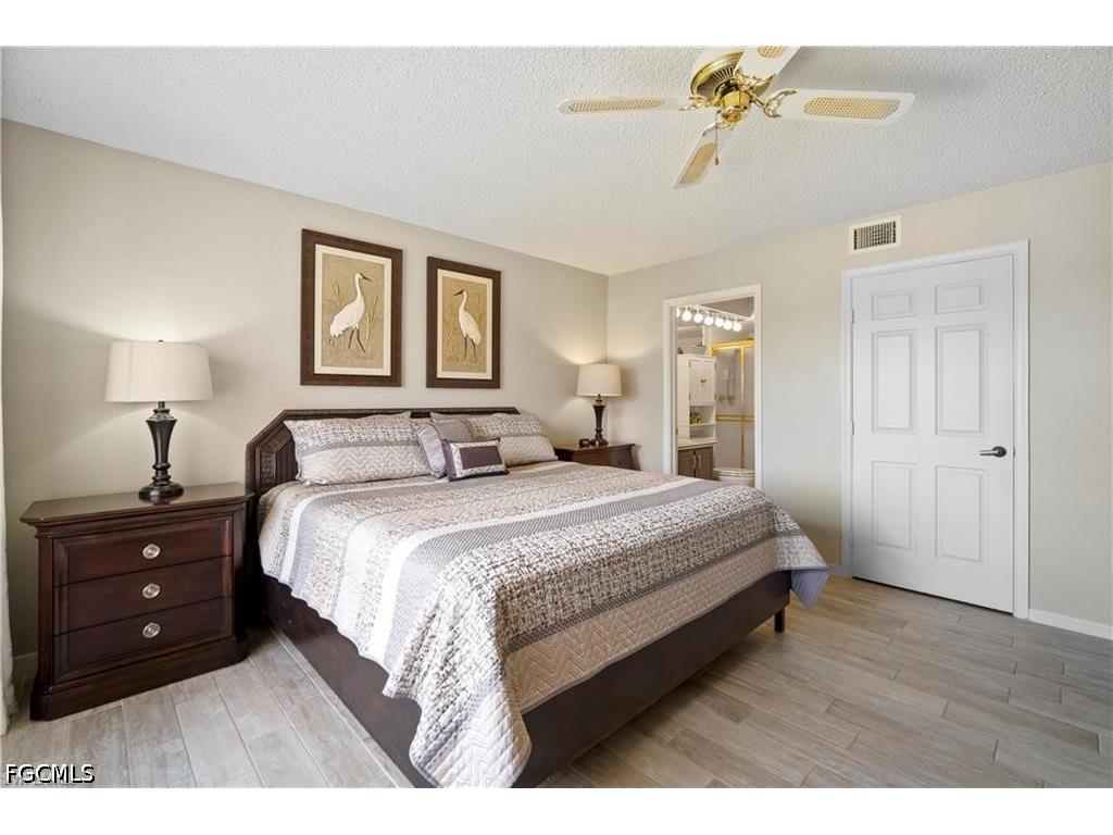 7430 Lake Breeze Drive #402 Fort Myers FL 33907 2026024283 image8