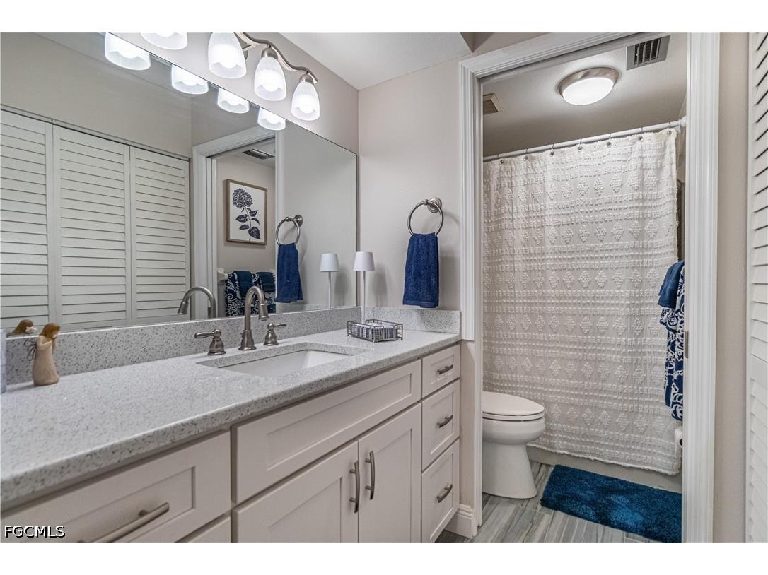 7430 Lake Breeze Drive #403 Fort Myers FL 33907 2026024291 image13