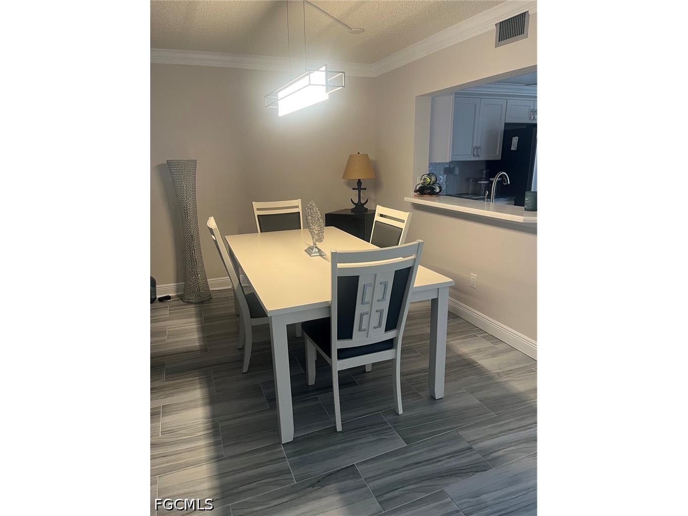 7430 Lake Breeze Drive #403 Fort Myers FL 33907 2026024291 image2