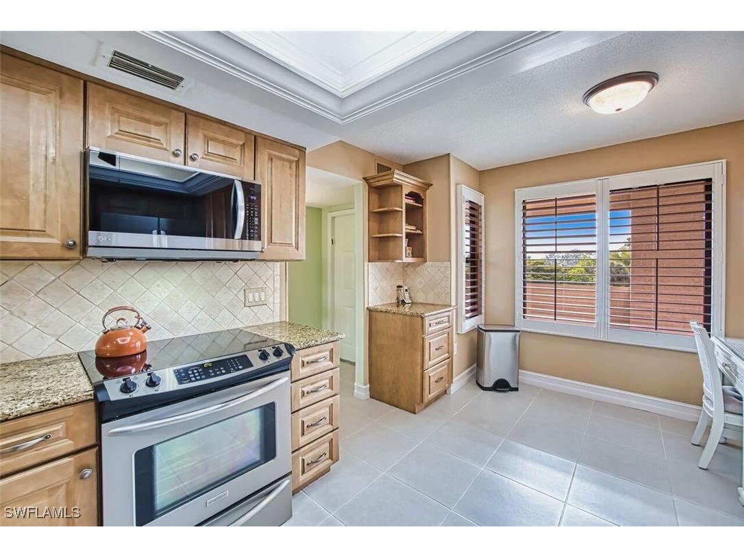 7430 Lake Breeze Drive #410 Fort Myers FL 33907 226004022 image3