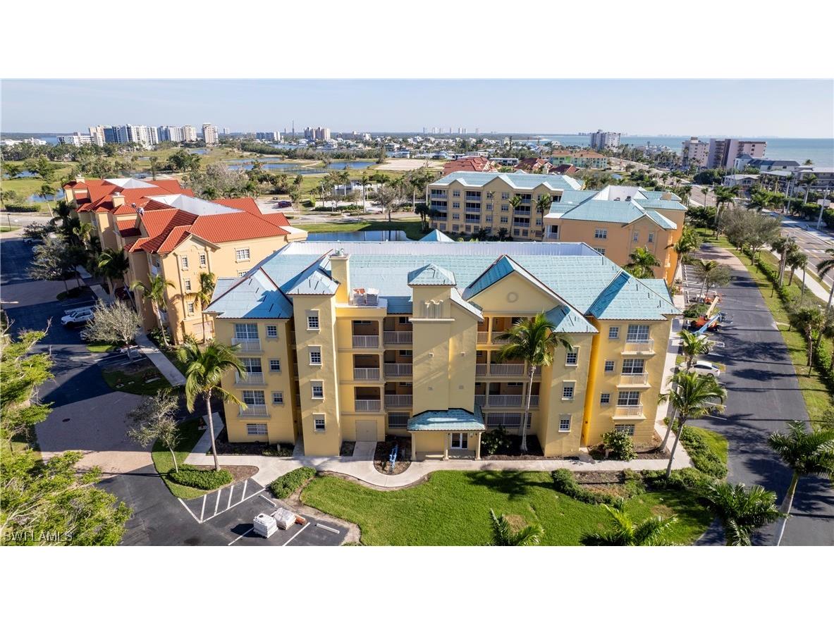 7431 Bella Lago Drive #321 Fort Myers Beach FL 33931 223086635 image1