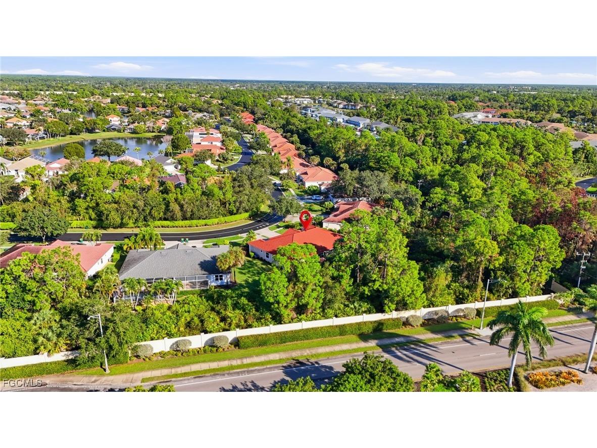 7432 Berkshire Pines Drive Naples FL 34104 2025021895 image2
